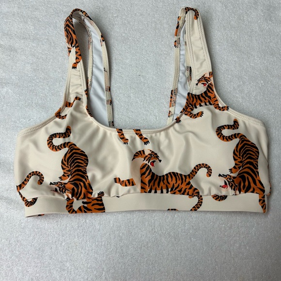 Pink Lily Beige/Tiger Print Bikini Top Size Medium - Picture 1 of 3